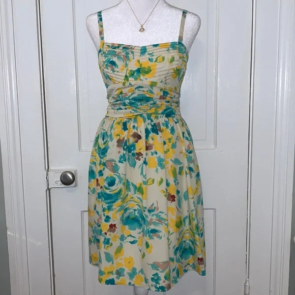 TAHARI FLORAL DRESS WITH REMOVABLE STRAPS - Picture 1 of 11